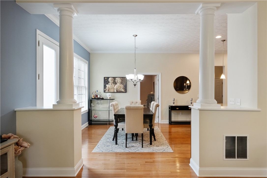 1227 Newbury Highland