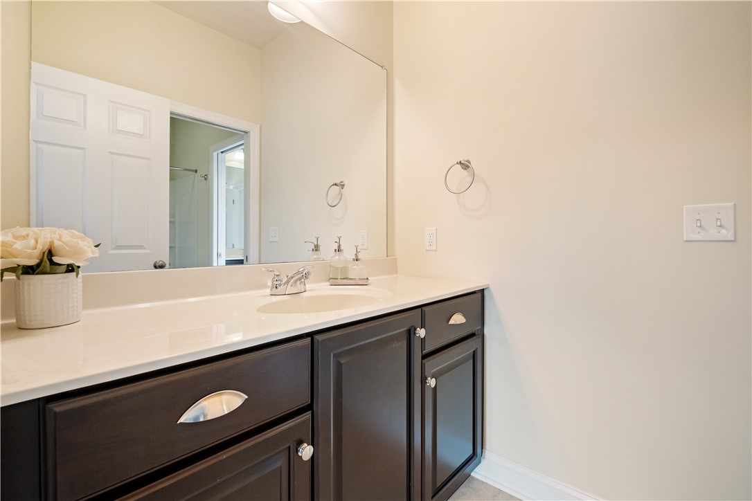 1227 Newbury Highland