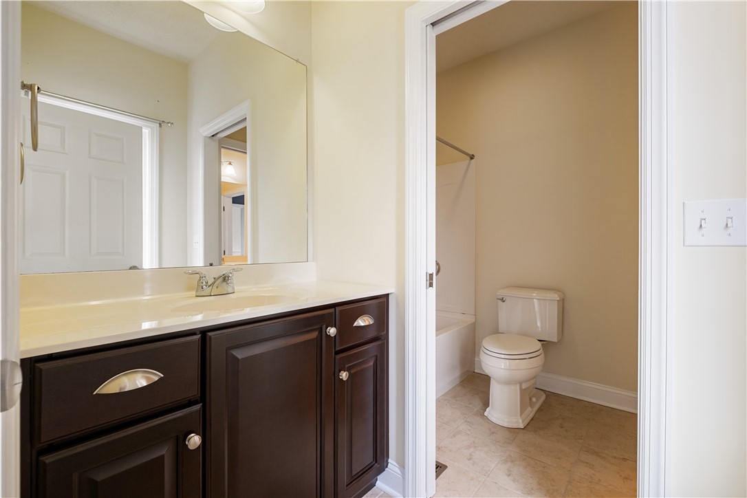 1227 Newbury Highland