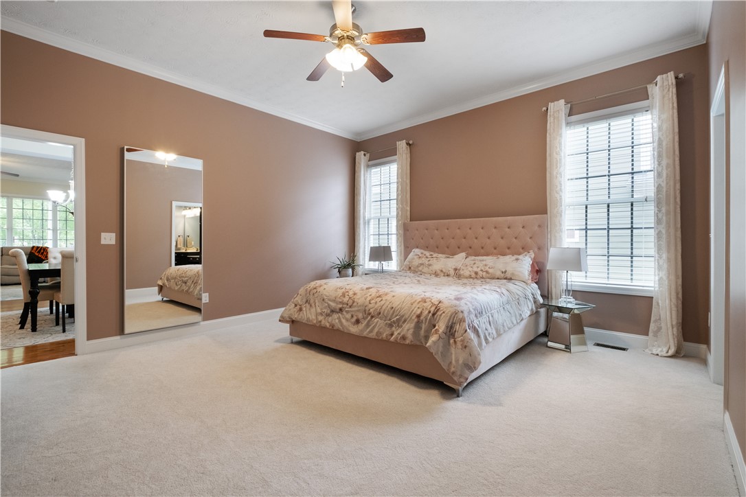 1227 Newbury Highland