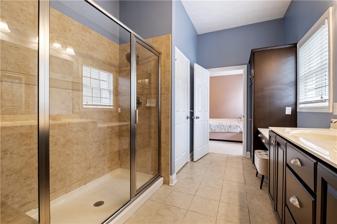 1227 Newbury Highland