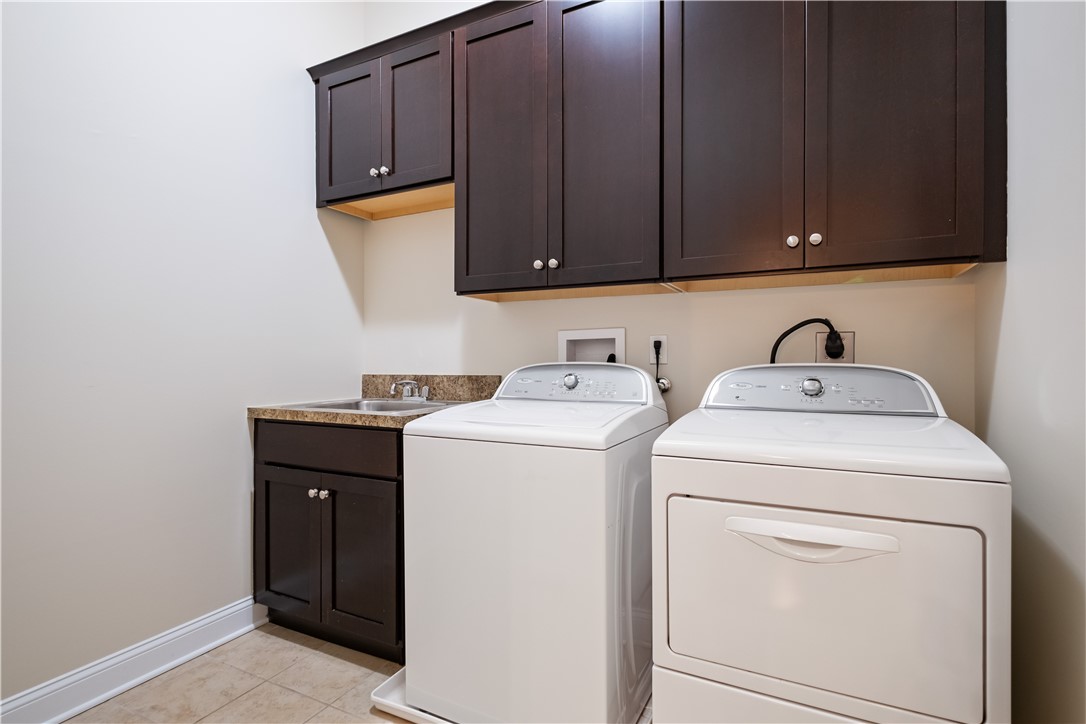 1227 Newbury Highland