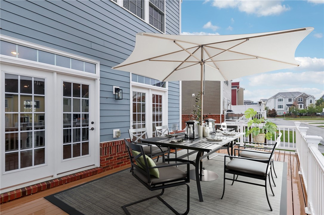 1293 Newbury Highland