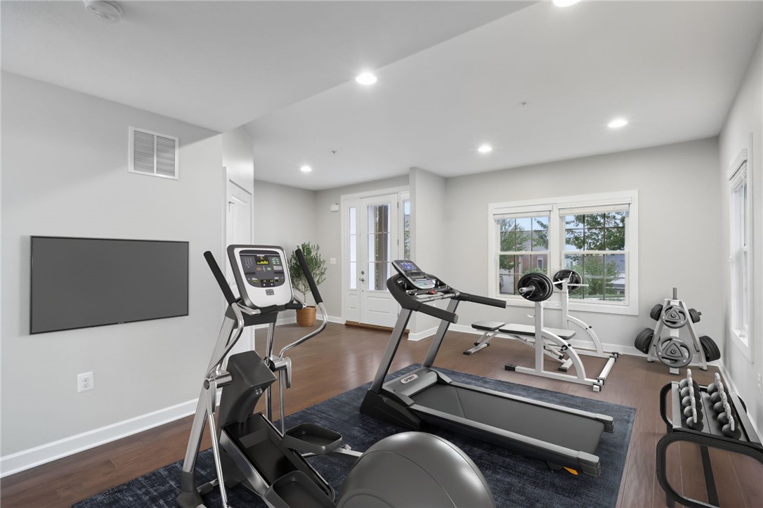 1293 Newbury Highland