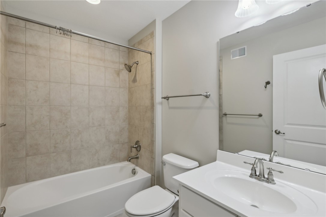 1293 Newbury Highland