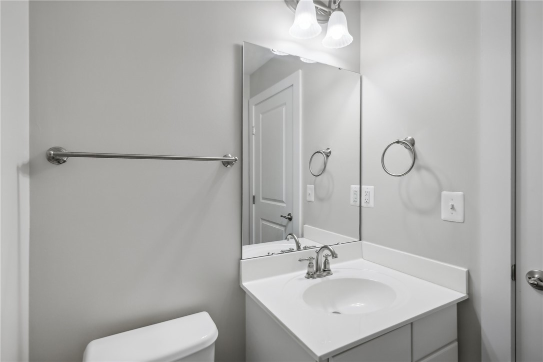 1293 Newbury Highland