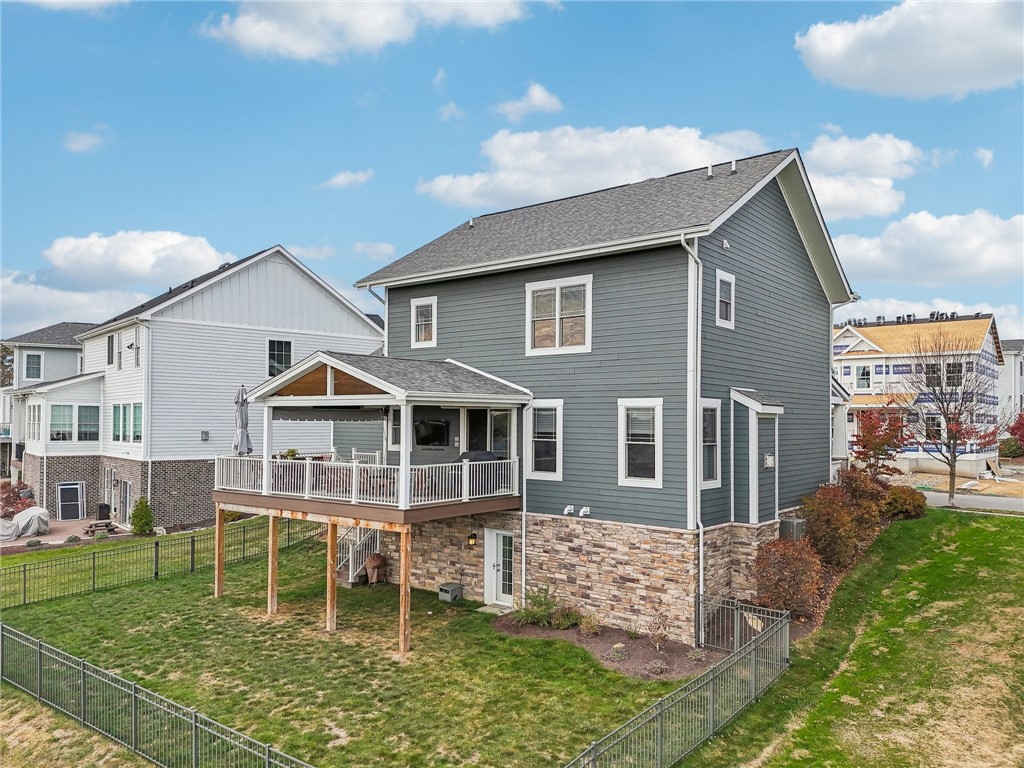 1282 Newbury Highland