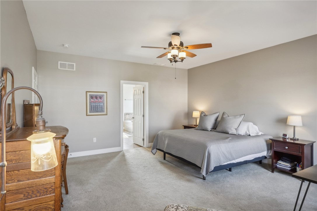 1282 Newbury Highland