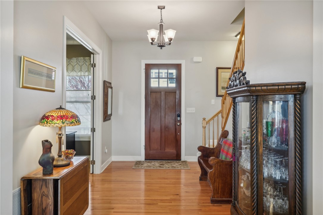 1282 Newbury Highland