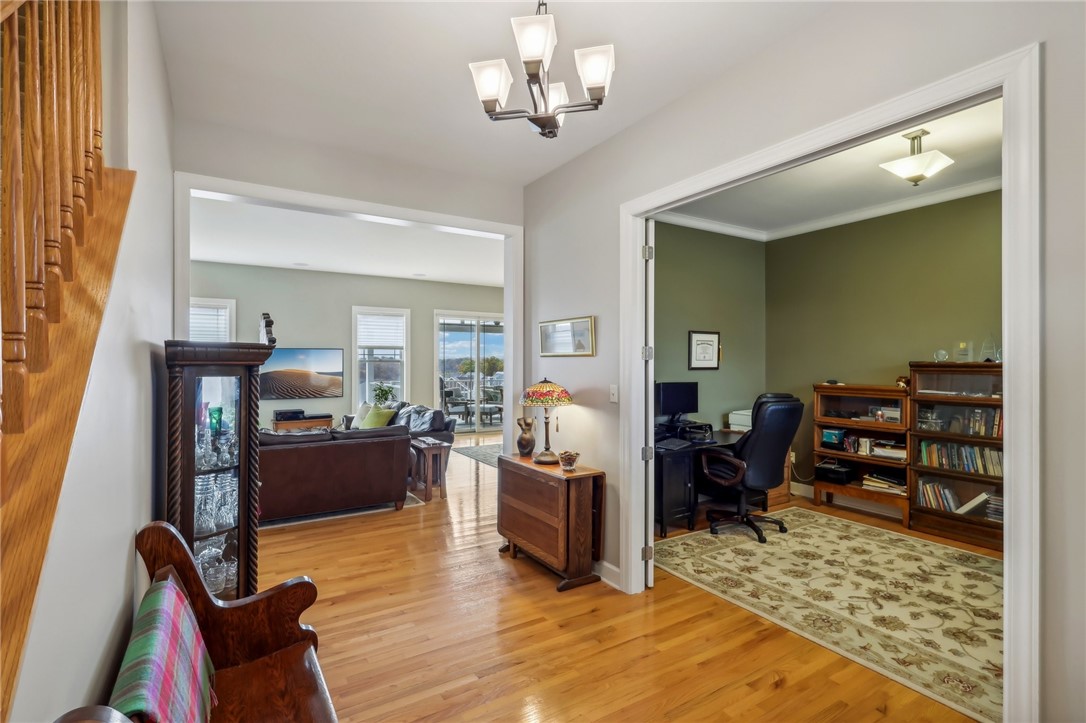 1282 Newbury Highland