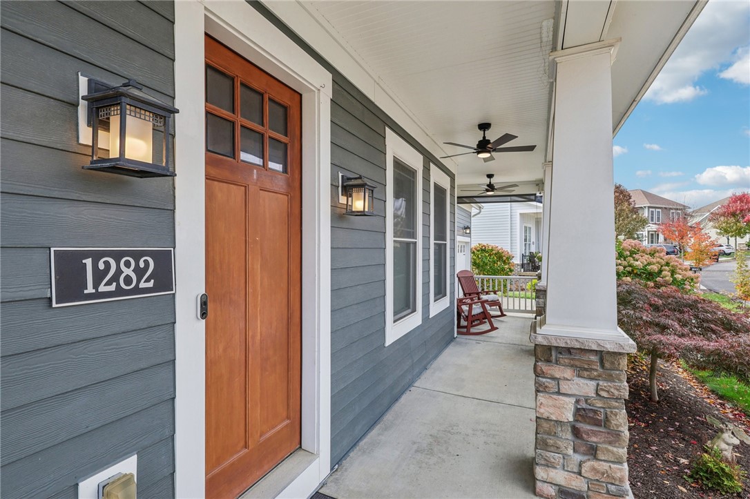 1282 Newbury Highland