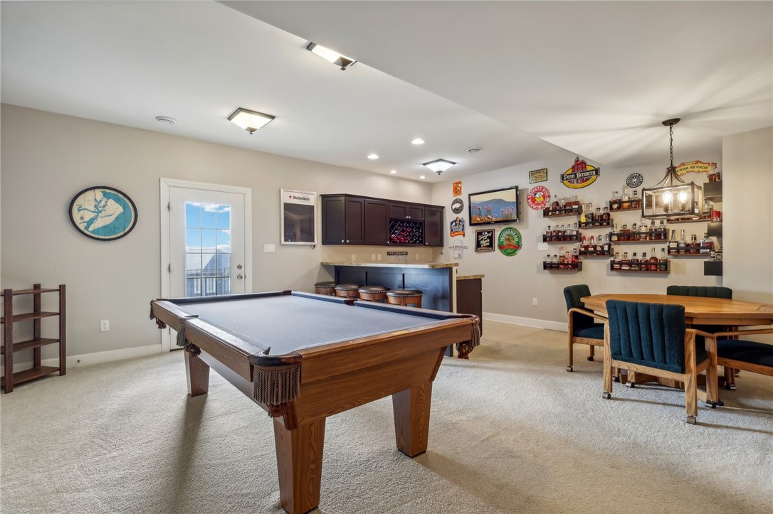 1282 Newbury Highland