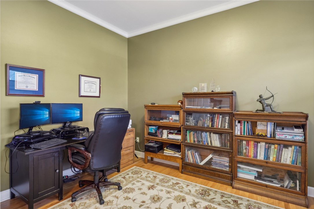 1282 Newbury Highland