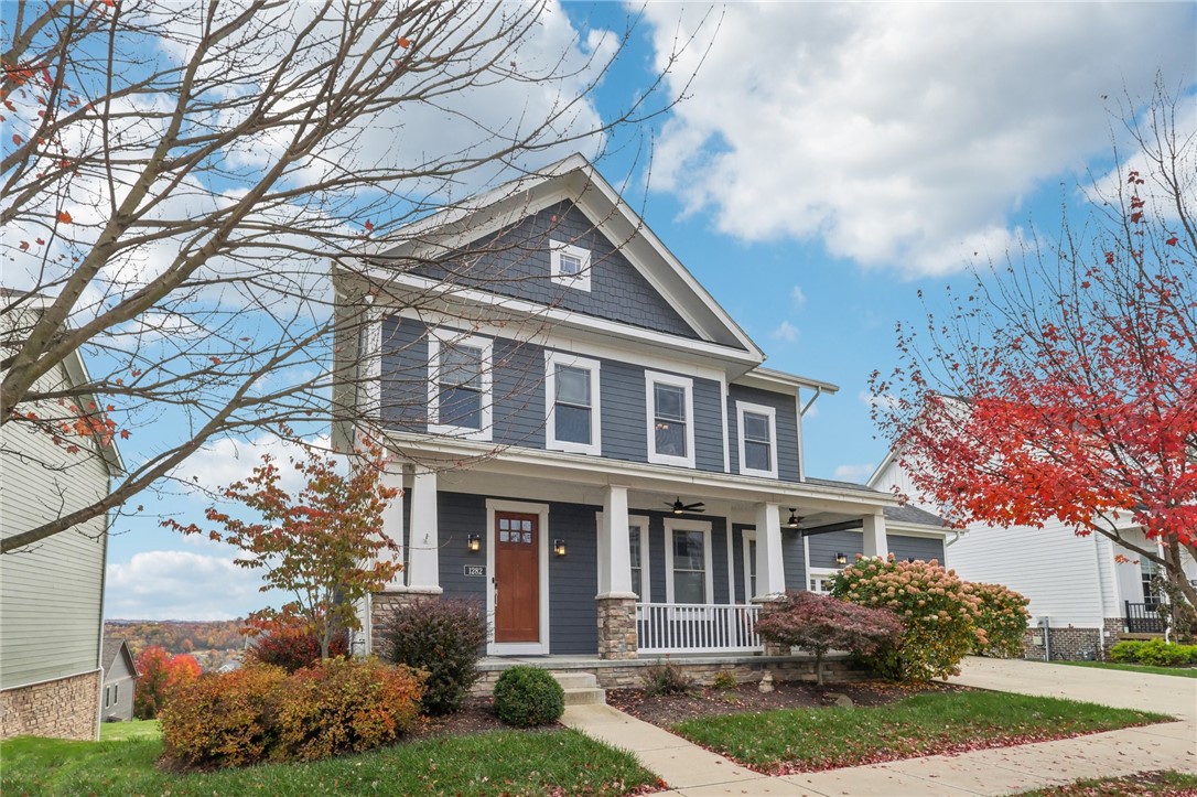 1282 Newbury Highland