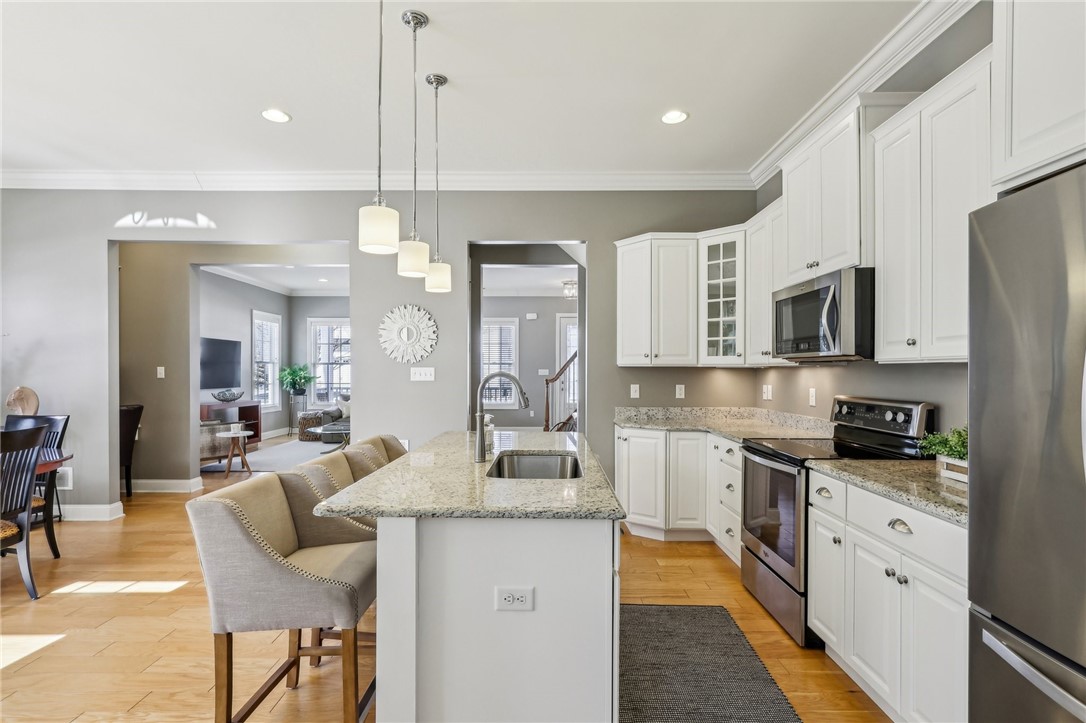 1241 Newbury Highland