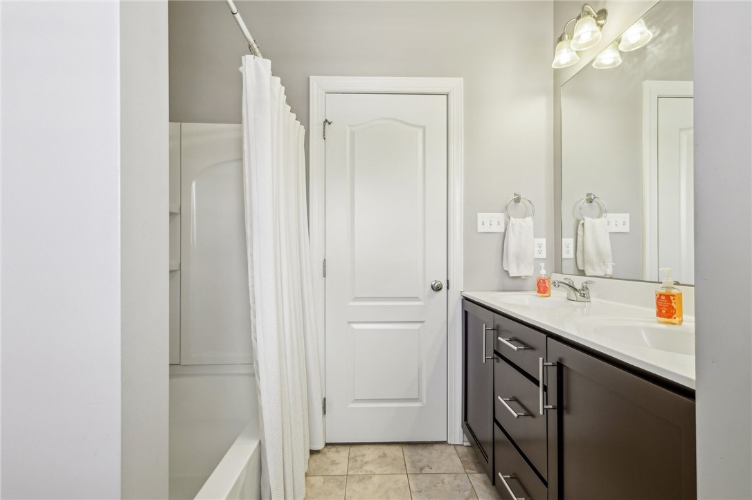 1241 Newbury Highland