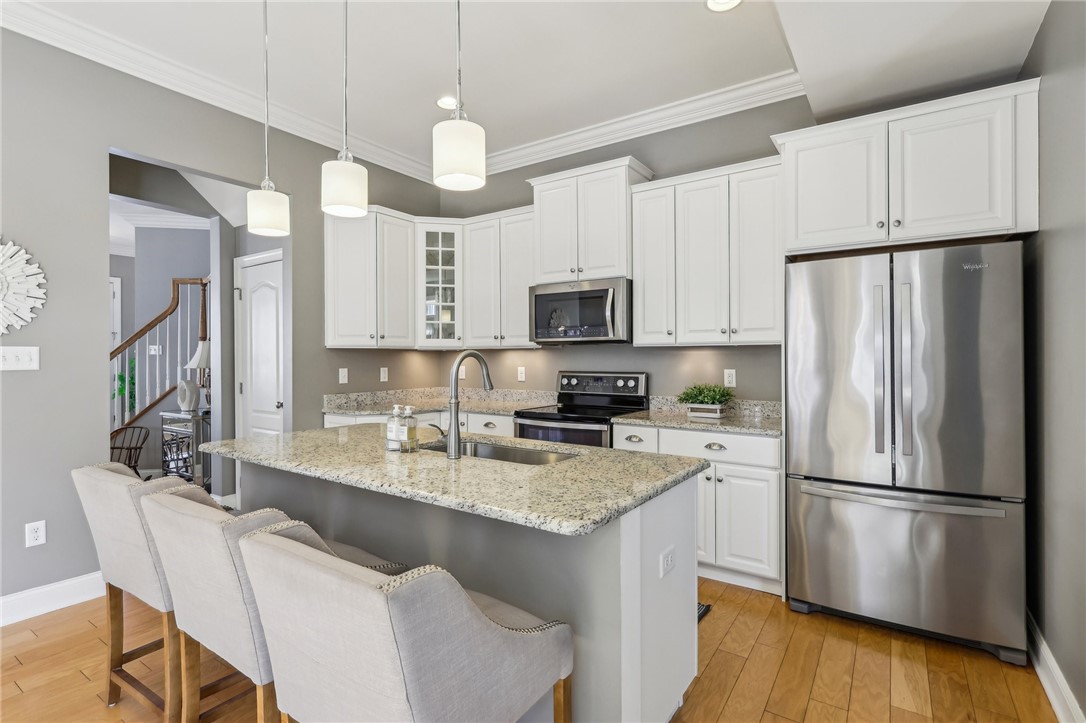 1241 Newbury Highland