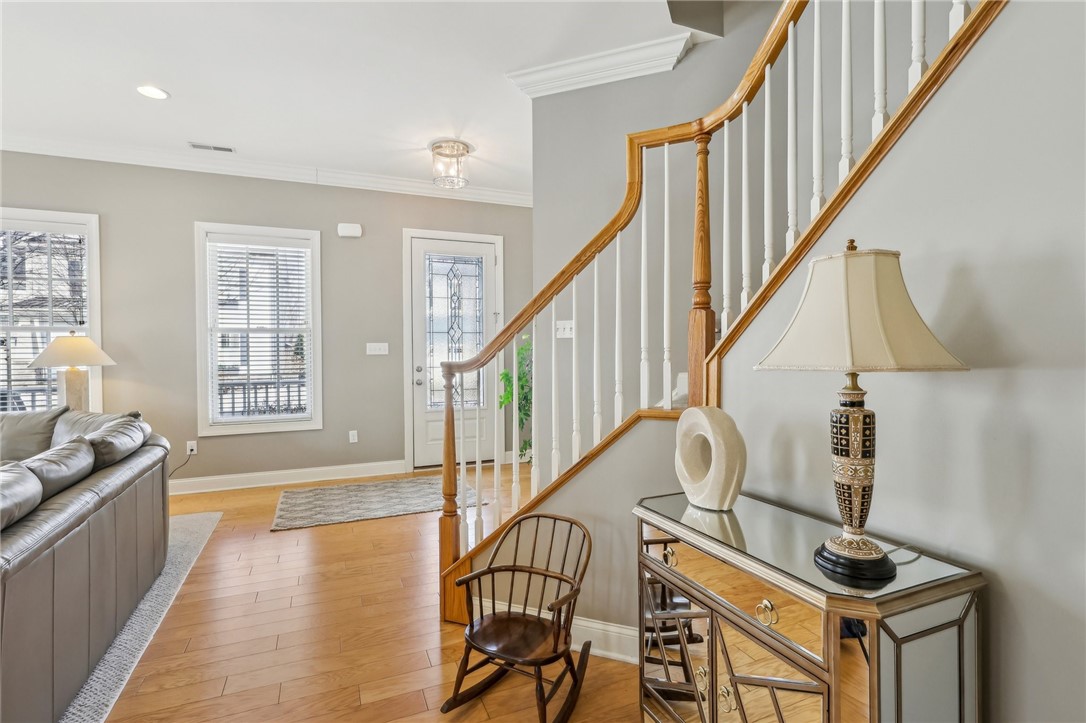 1241 Newbury Highland