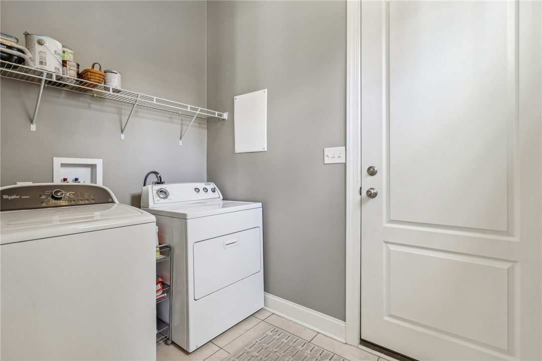 1241 Newbury Highland