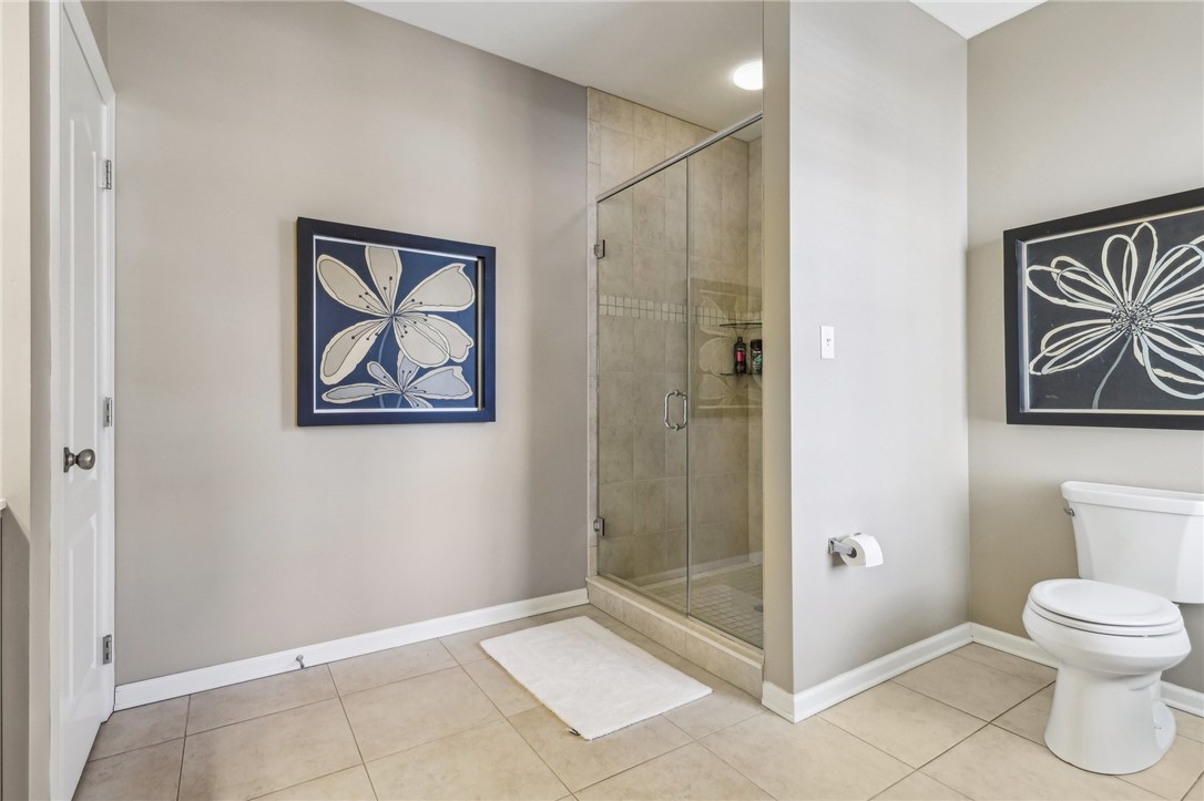 1241 Newbury Highland