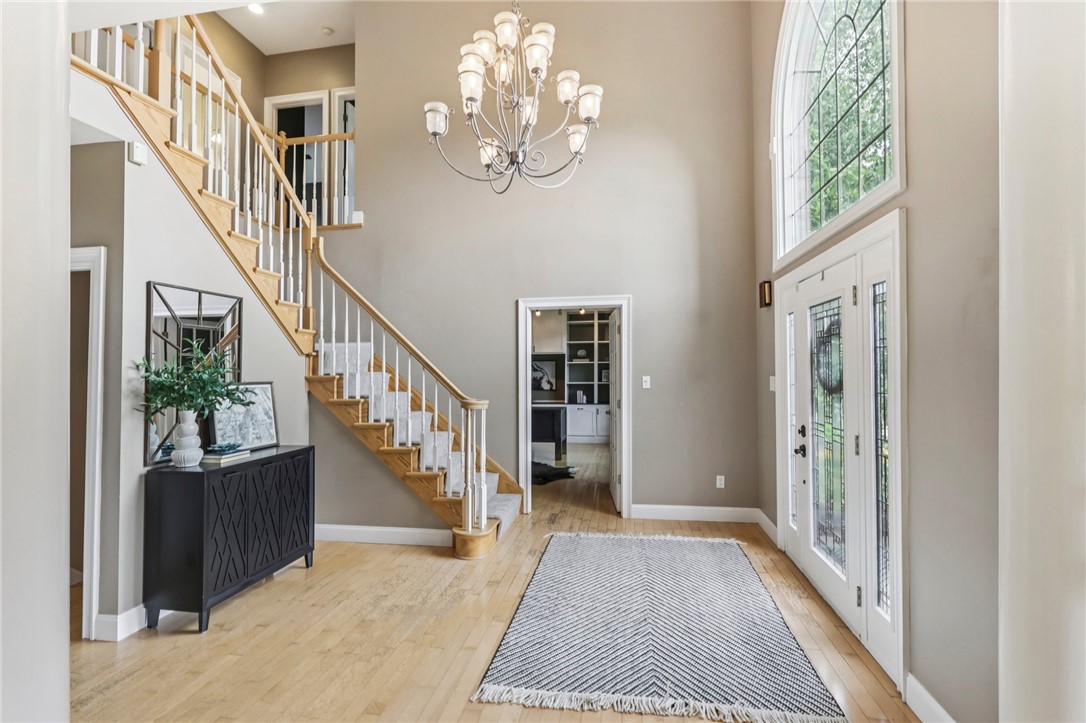 2100 Crestwood Drive