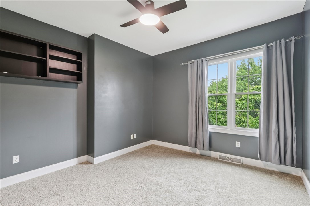 2100 Crestwood Drive