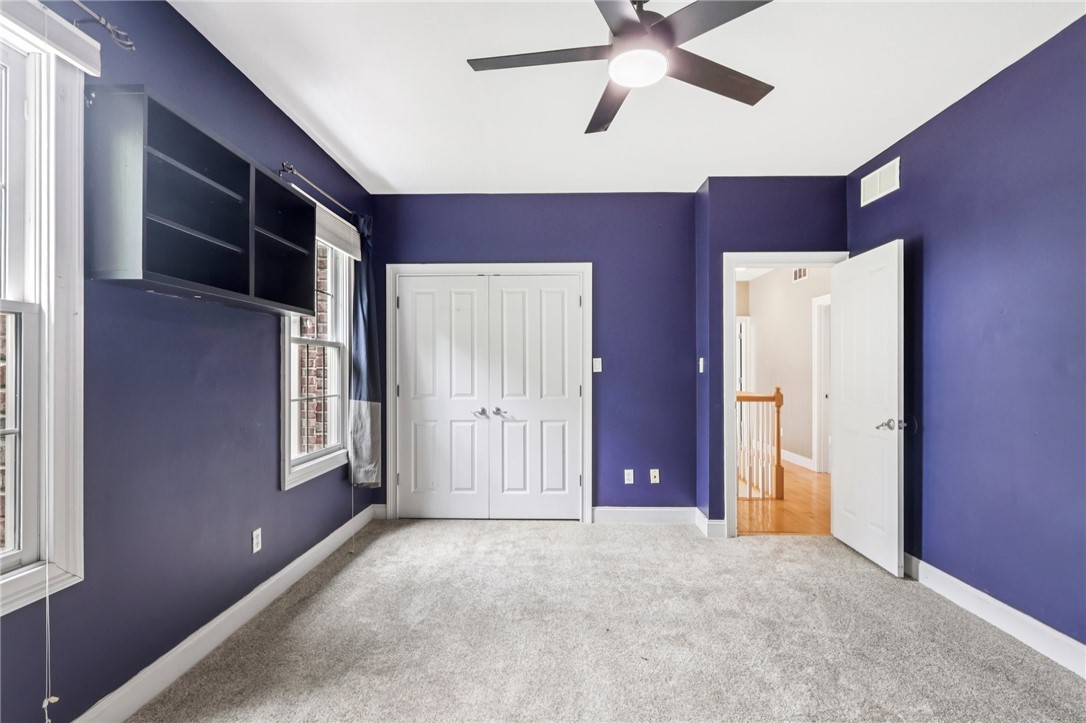 2100 Crestwood Drive