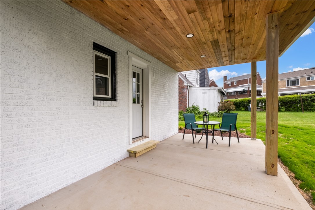 746 Agnew Rd