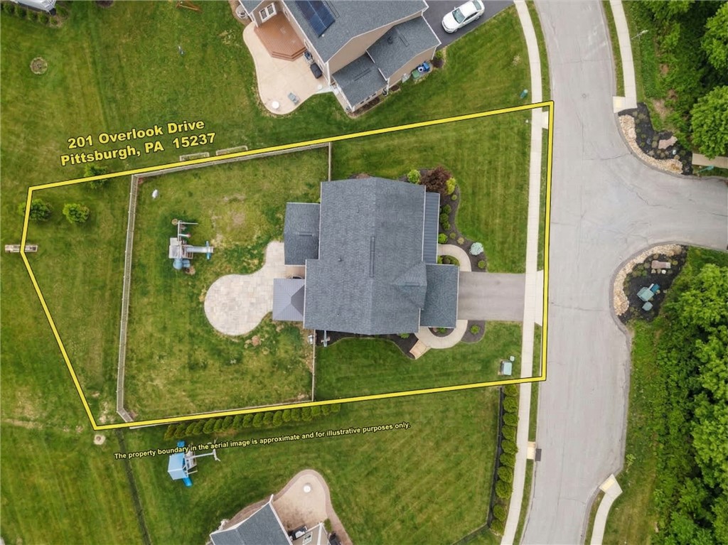 201 Overlook Dr