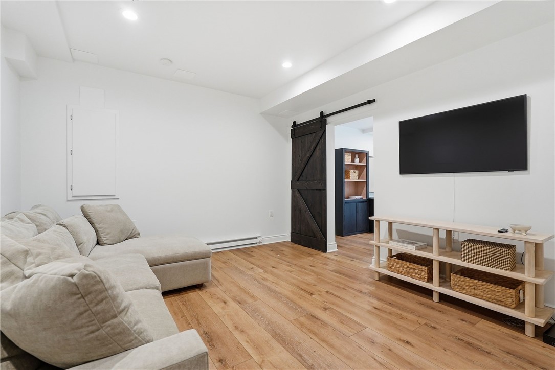 1110 Gromwell Lane