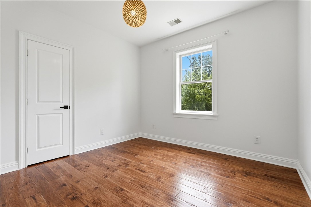 1110 Gromwell Lane