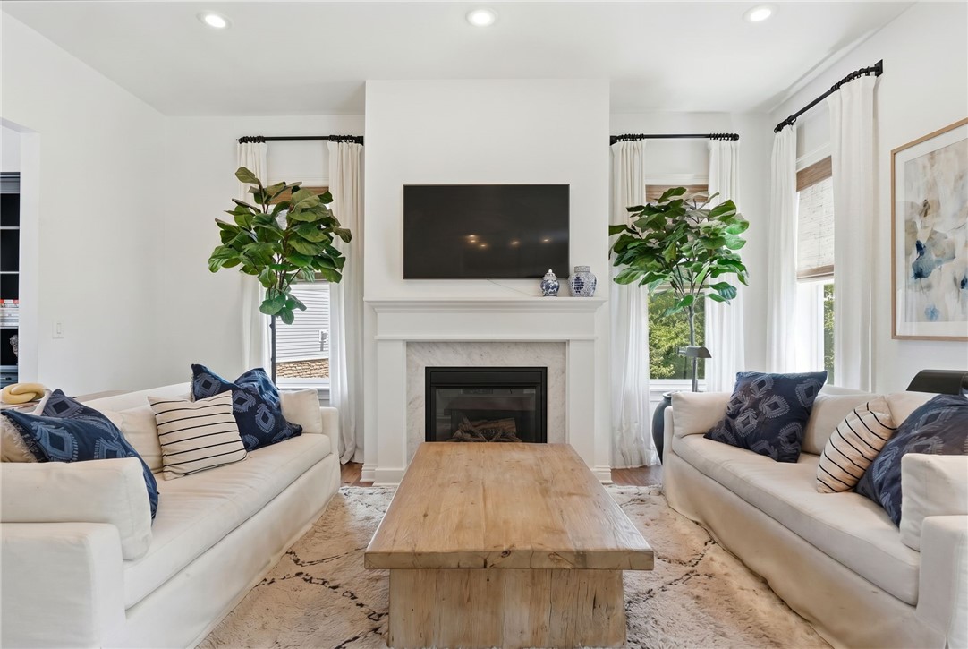 1110 Gromwell Lane