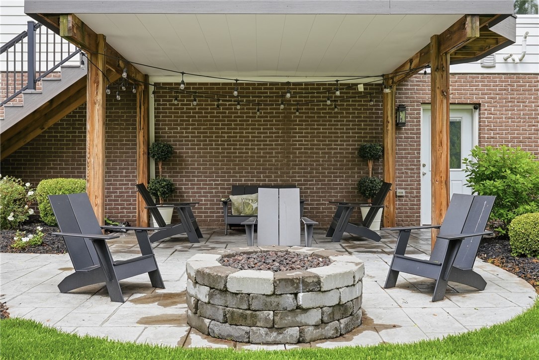 1110 Gromwell Lane