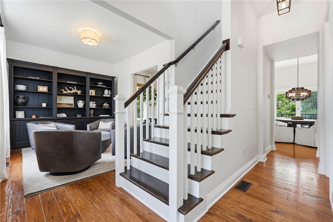 1110 Gromwell Lane