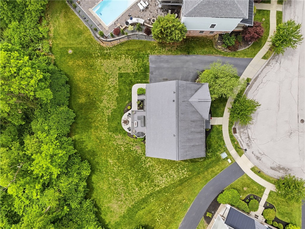 1110 Gromwell Lane