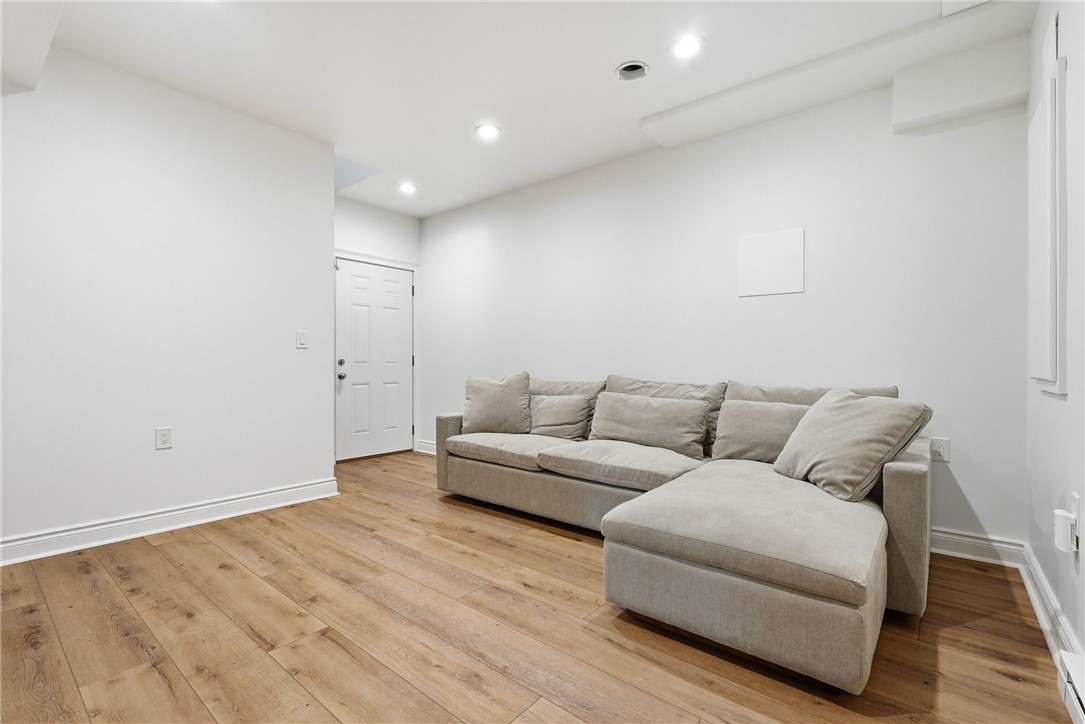 1110 Gromwell Lane