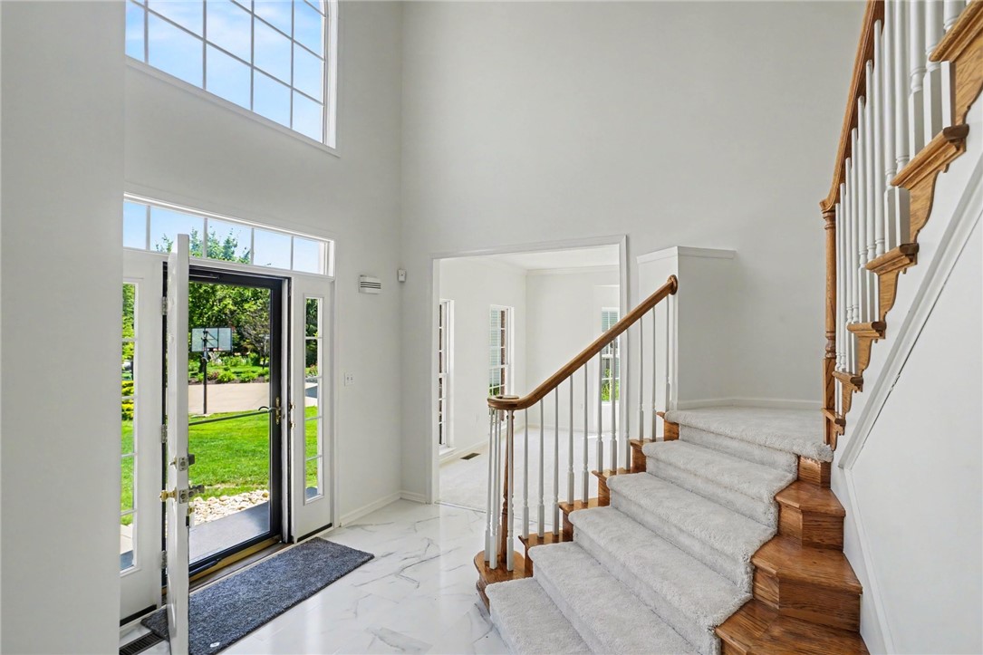 425 Mallard Dr