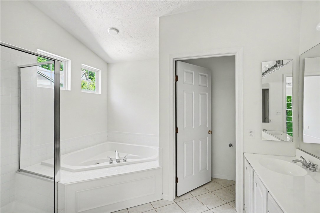 425 Mallard Dr