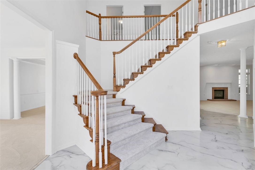 425 Mallard Dr
