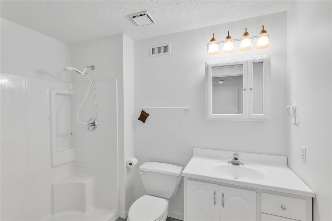 425 Mallard Dr