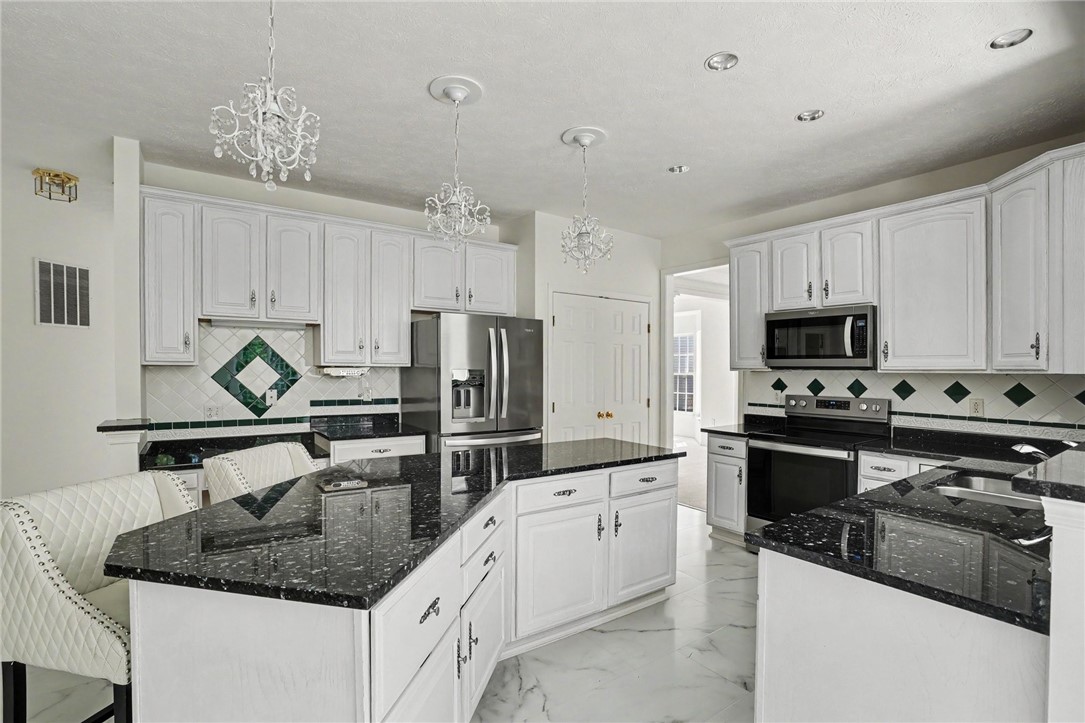 425 Mallard Dr