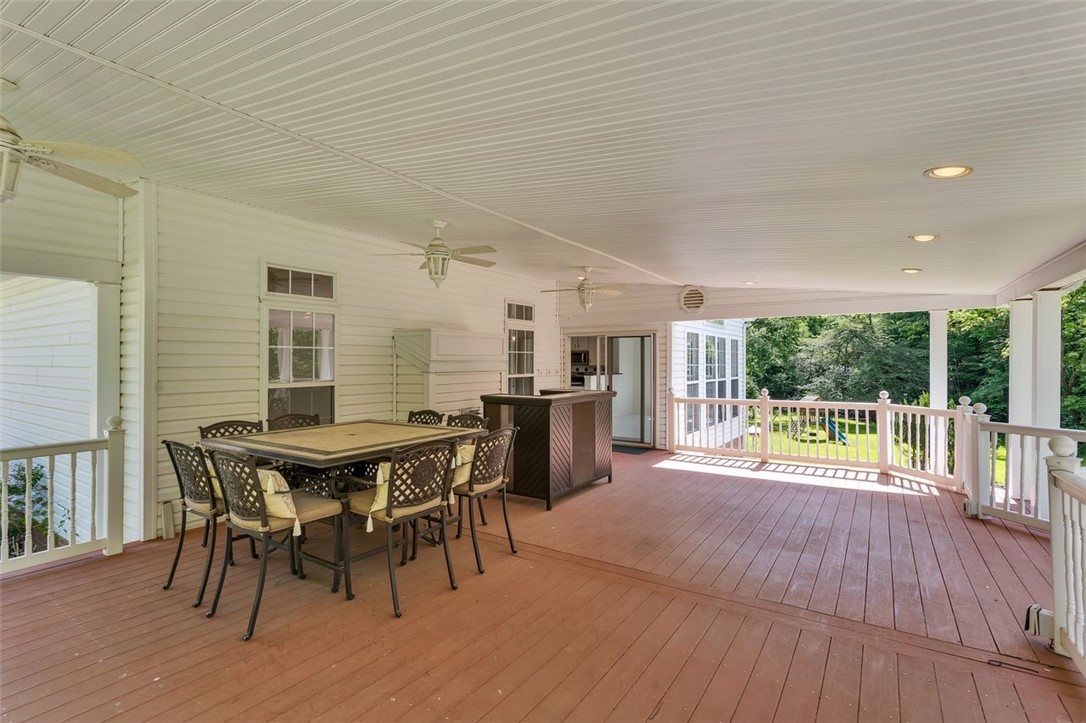 425 Mallard Dr