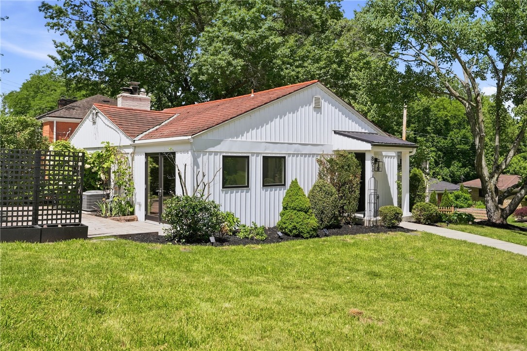 824 Foxland Drive