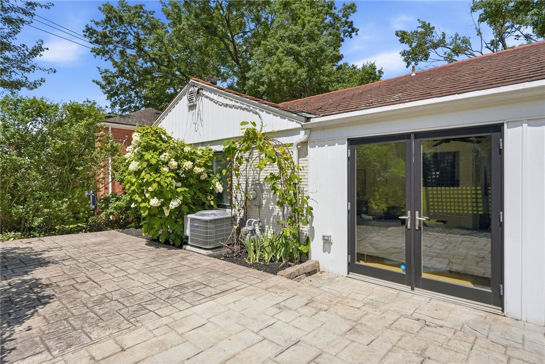 824 Foxland Drive