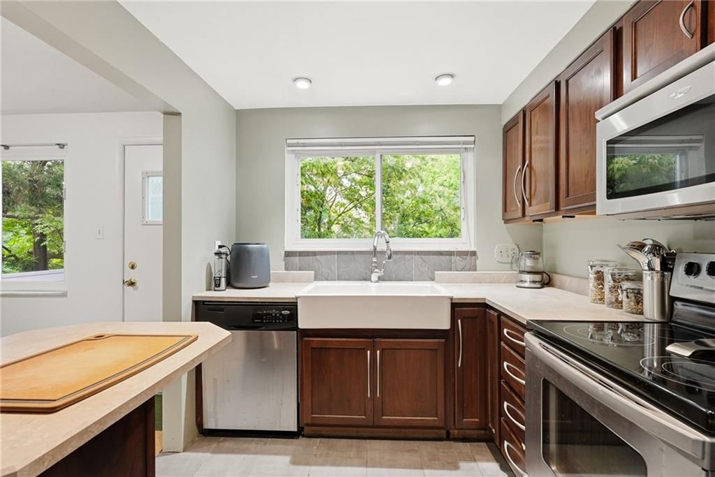 224-226 Bower Hill Rd