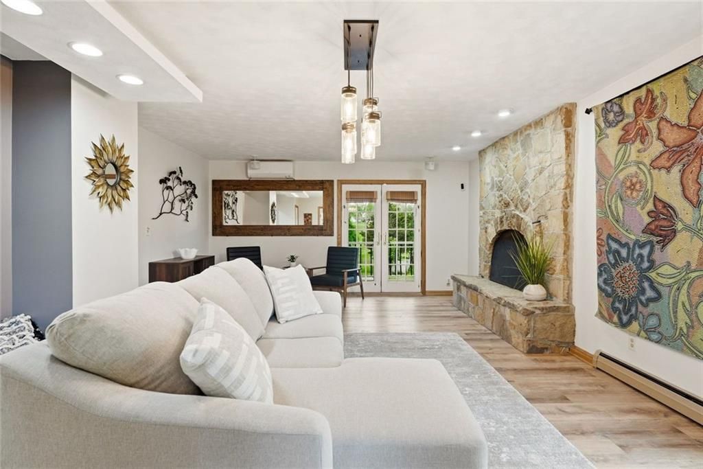 232 Whitestown Road