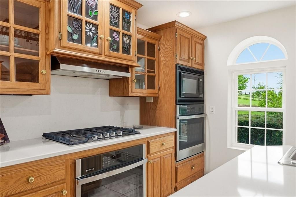 232 Whitestown Road
