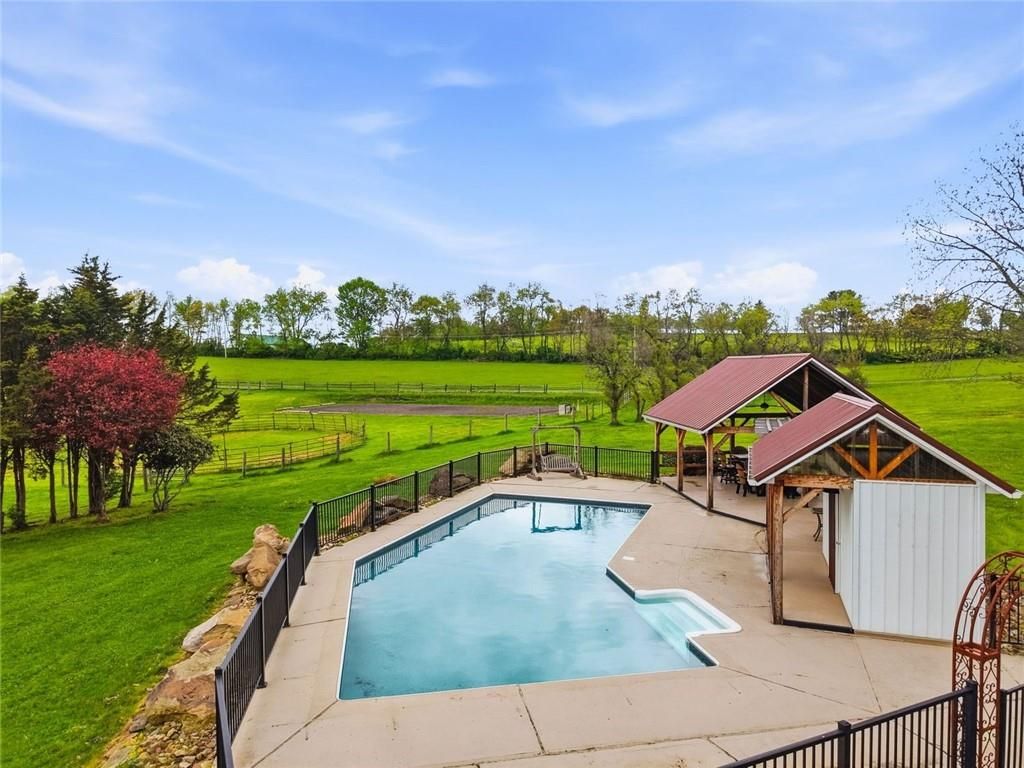 232 Whitestown Road