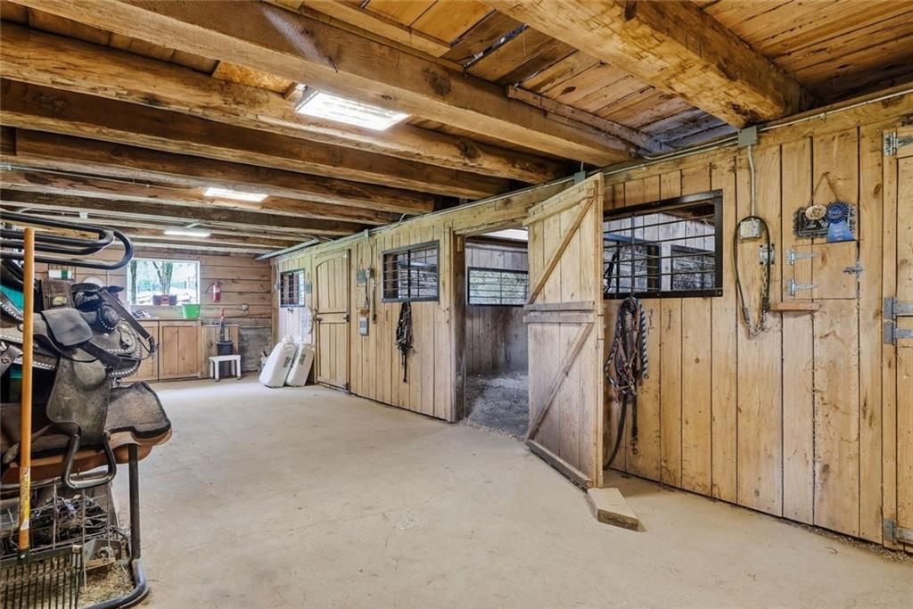 232 Whitestown Road