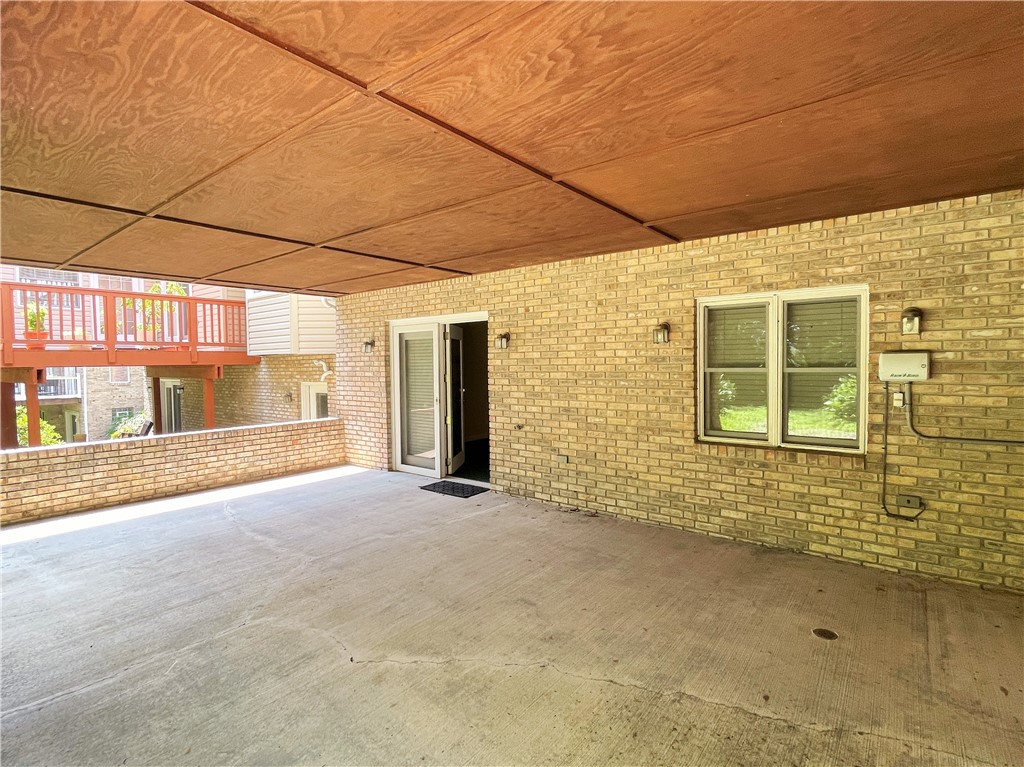 250 PORTMAN LANE